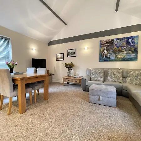 Arthurs -charming Courtyard In The Heart Of Kendal, The District Lejlighed