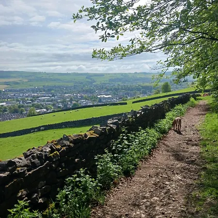 Διαμέρισμα Arthurs -charming Courtyard In The Heart Of Kendal, The District