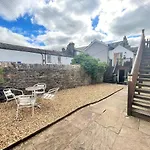 아파트 Arthurs -charming Courtyard In The Heart Of Kendal, The District 켄달