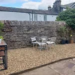 Arthurs -charming Courtyard In The Heart Of Kendal, The District